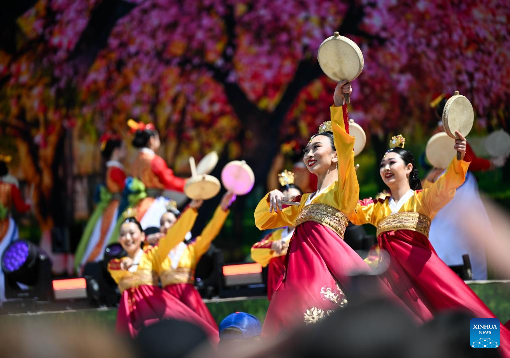 Festival held in Almaty to celebrate Kazakhstan's National Unity Day