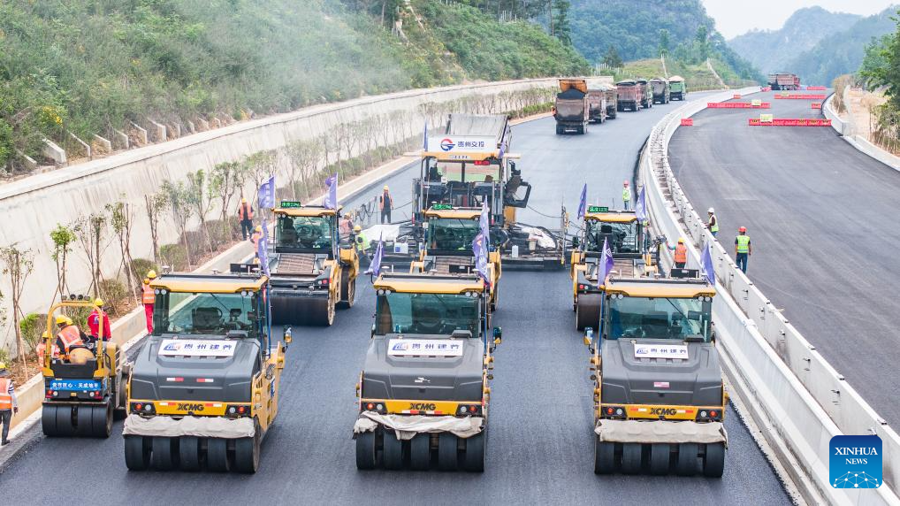 Guiyang-Pingtang expressway under construction in China's Guizhou