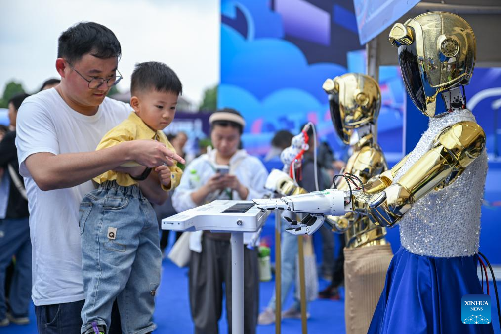 World robot carnival kicks off in Wuhan, China's Hubei