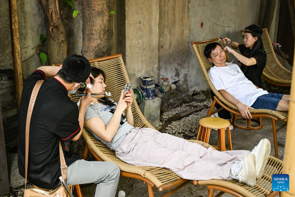 Chongqing enriches tourism-related consumption to unleash market potential