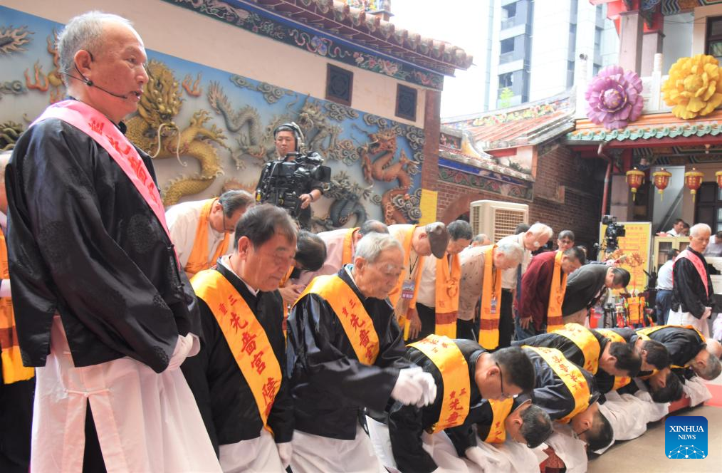 Taiwan holds worship ceremony for mythical ancestor Fuxi