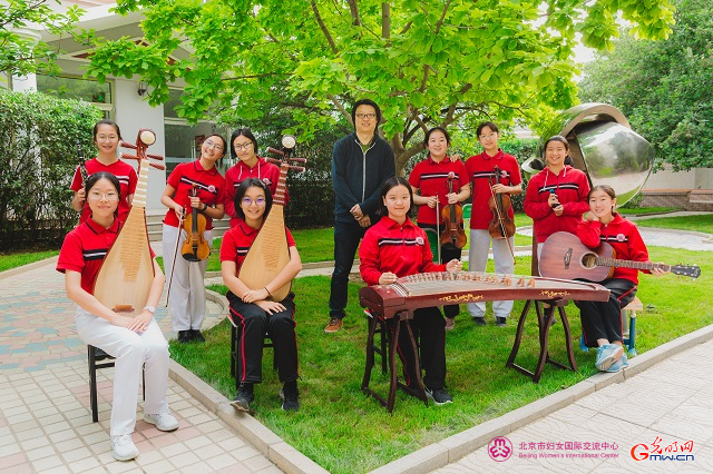Beijing Women and Children Development Demonstration Base: Beijing ESBNU Huaxia Girls' Middle School