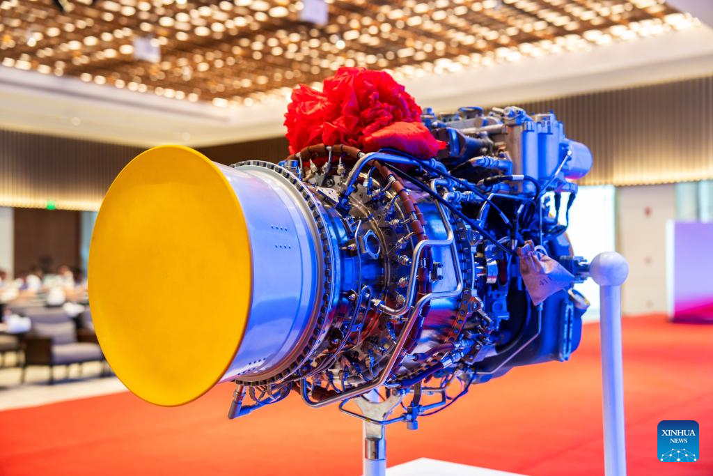 China's 1,000 kW-class civil turboshaft engine gets production license