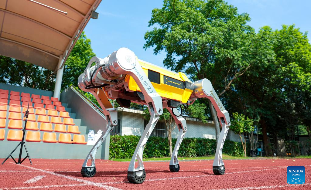 Chinese quadruped robot sets 100m sprint Guinness World Record
