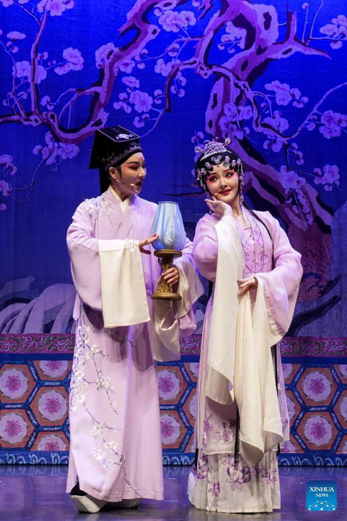 Chinese Yue Opera reimagines classical tales in London for contemporary audiences