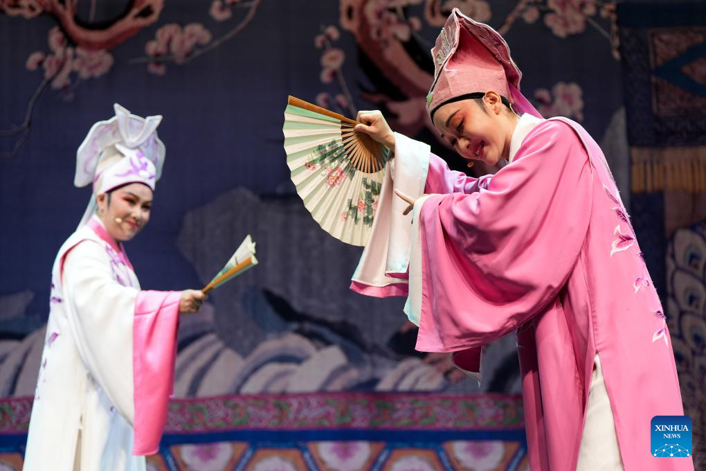 Chinese Yue Opera reimagines classical tales in London for contemporary audiences