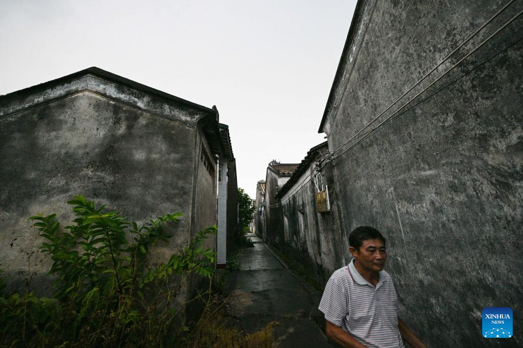 Village of S China's Hainan advances rural revitalization