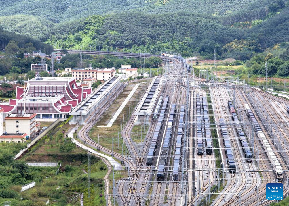 China-Laos railway handles over 67 mln tons of freight volume