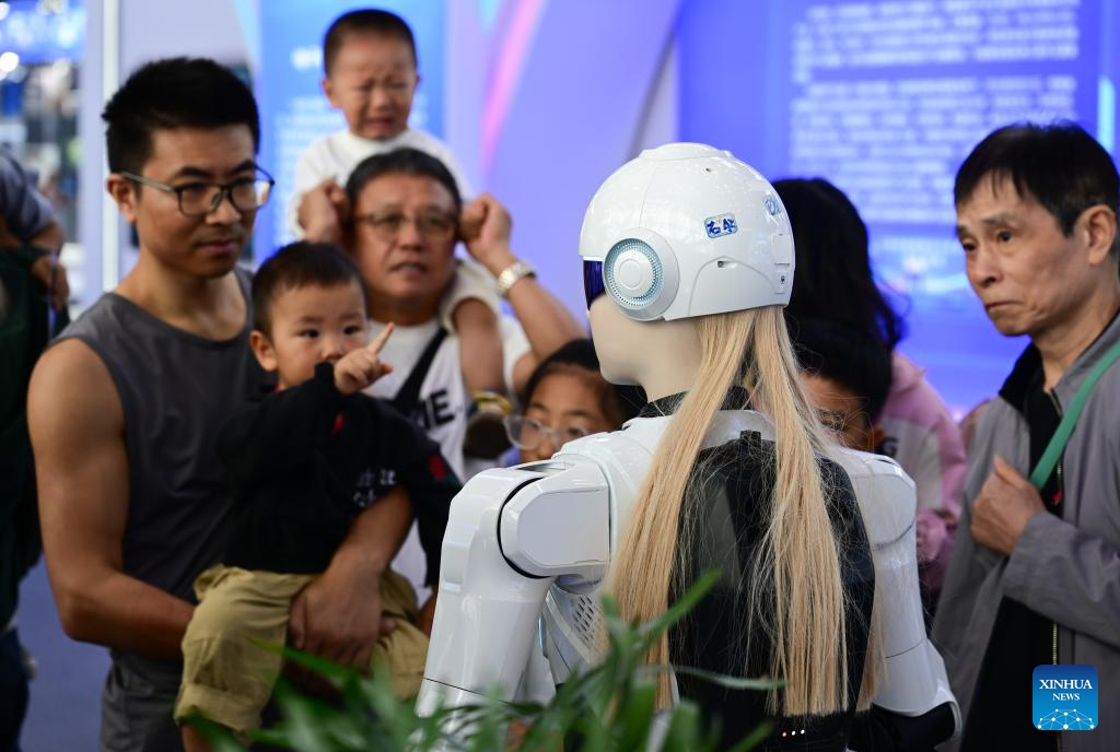 2025 World Manufacturing Convention showcases intelligent robotics in Hefei