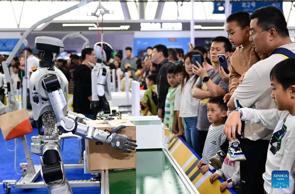 2025 World Manufacturing Convention showcases intelligent robotics in Hefei