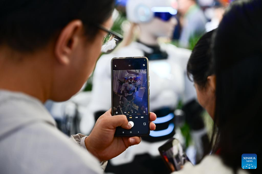 2025 World Manufacturing Convention showcases intelligent robotics in Hefei