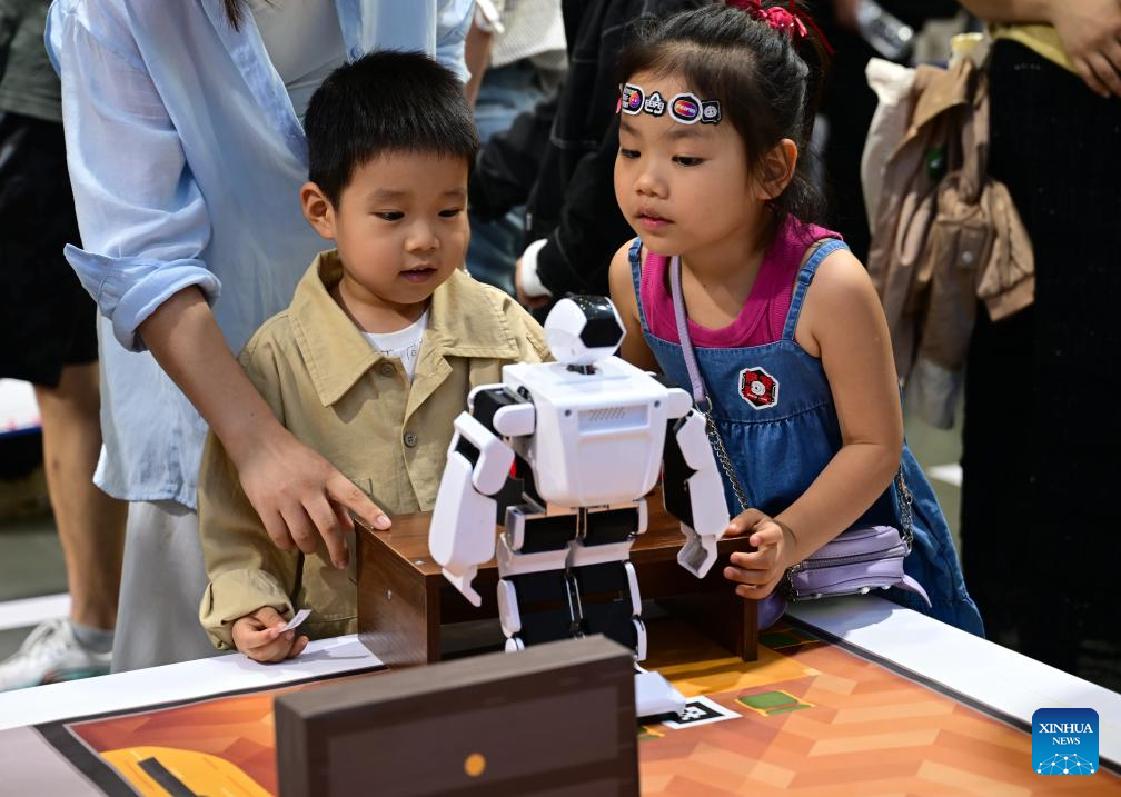 2025 World Manufacturing Convention showcases intelligent robotics in Hefei