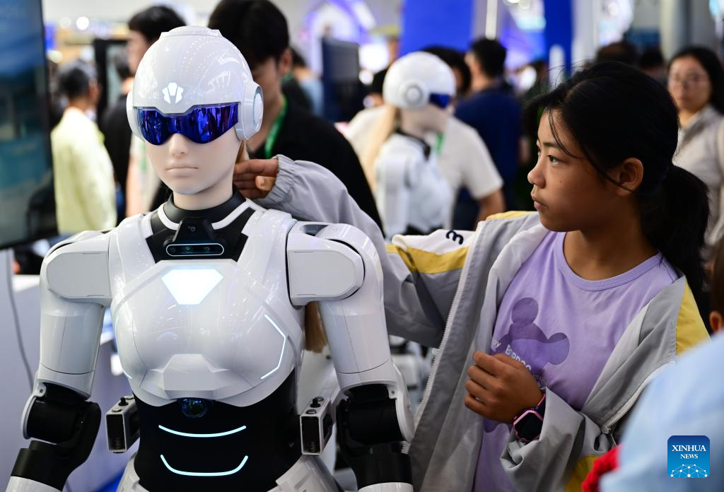 2025 World Manufacturing Convention showcases intelligent robotics in Hefei