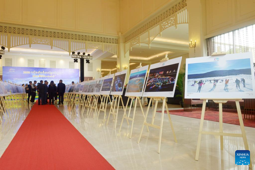 Overseas promotional event for Xinjiang cultural and tourism resources held in Phnom Penh, Cambodia