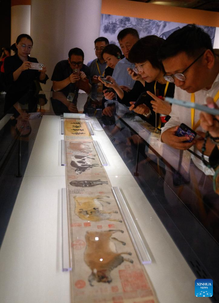 Exhibition held to mark 100th anniversary of founding of Palace Museum in Beijing