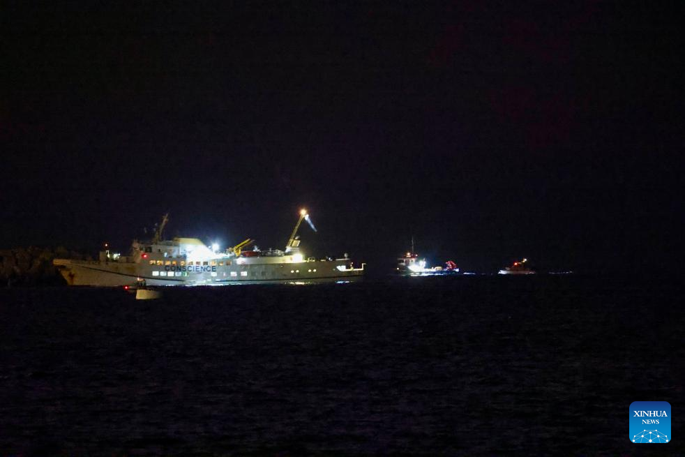 Israel intercepts 2nd int'l aid flotilla heading to Gaza
