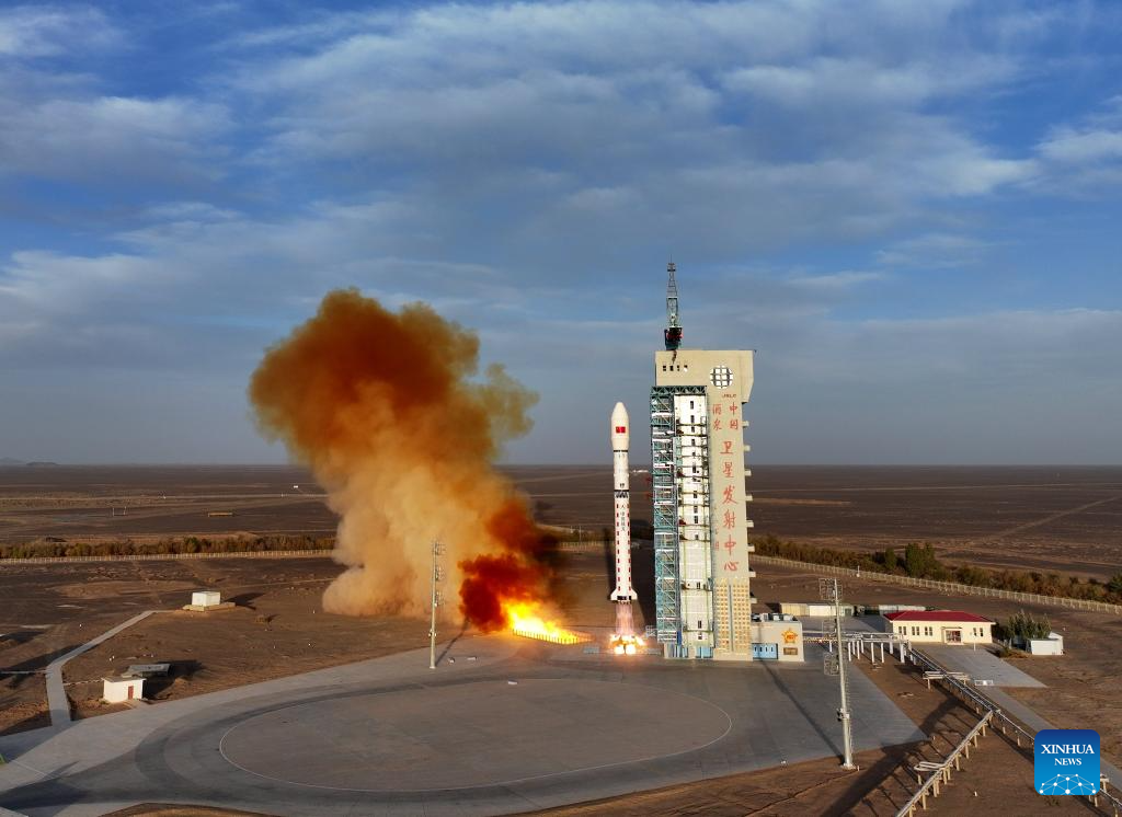 China successfully launches new test satellite