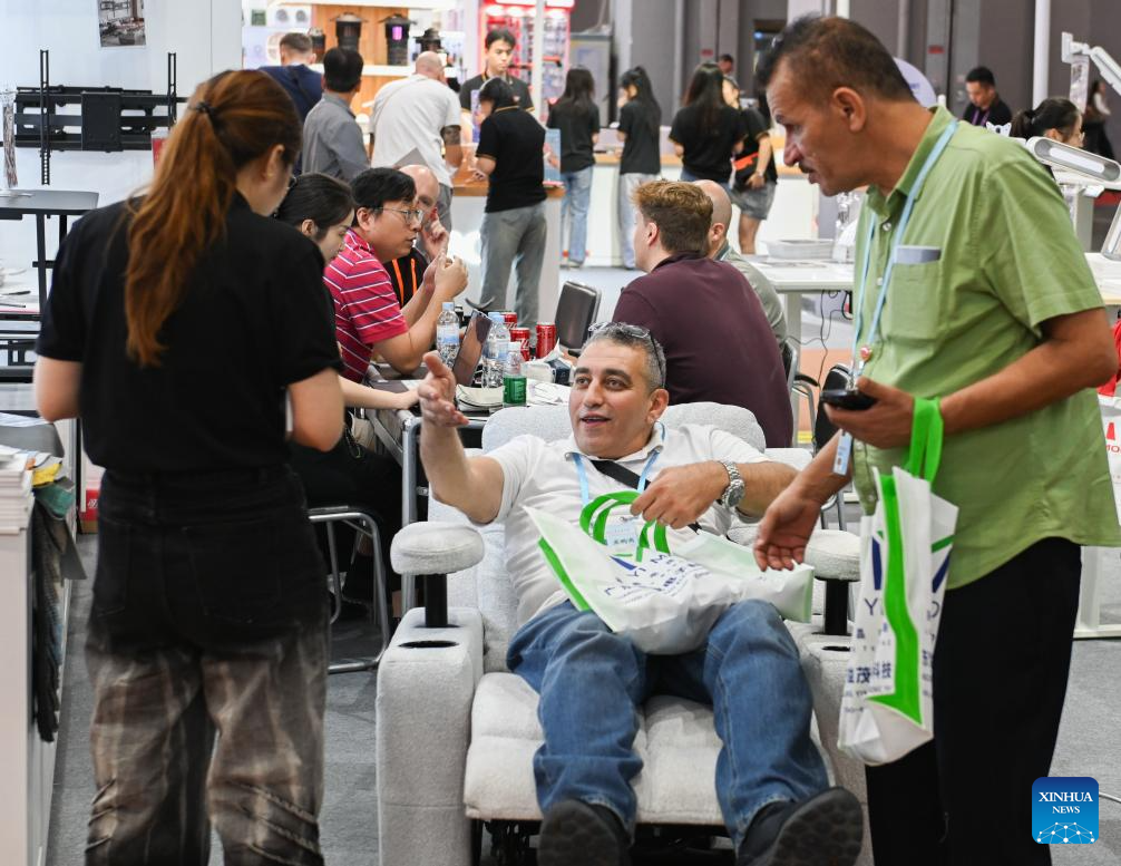 Canton Fair kicks off in south China with record number of exhibitors, buyers