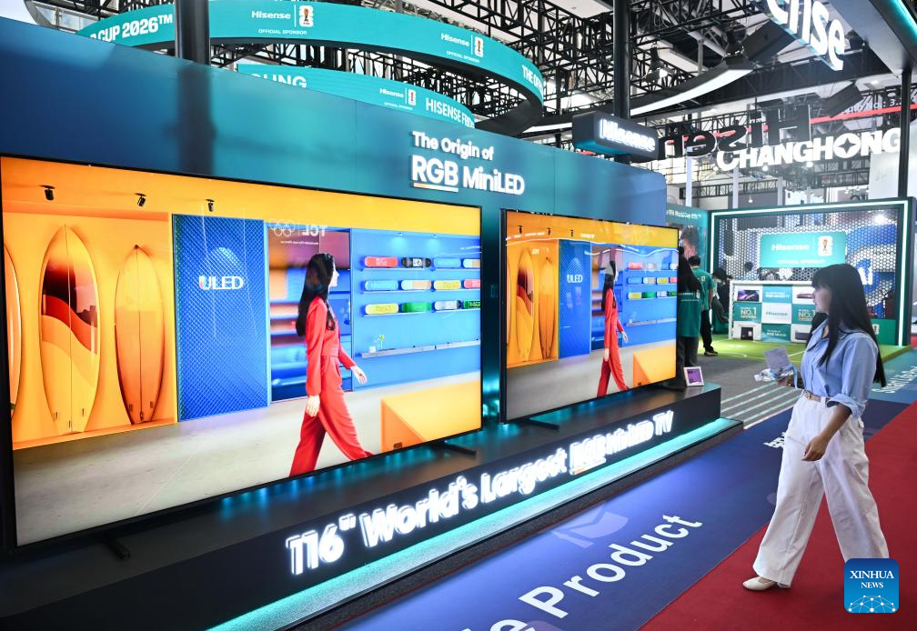 Canton Fair kicks off in south China with record number of exhibitors, buyers