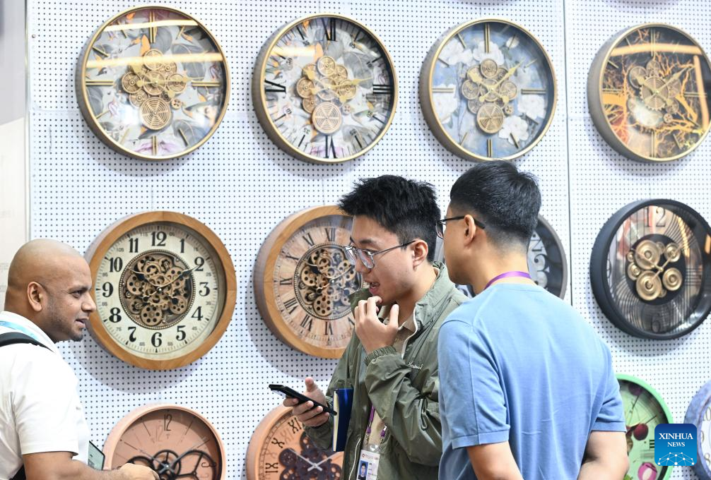 Canton Fair attracts record global buyers