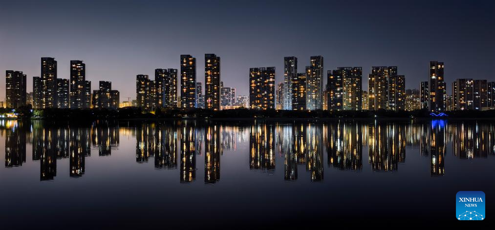 Scenery of Donghu Lake at sunset in Wuhan