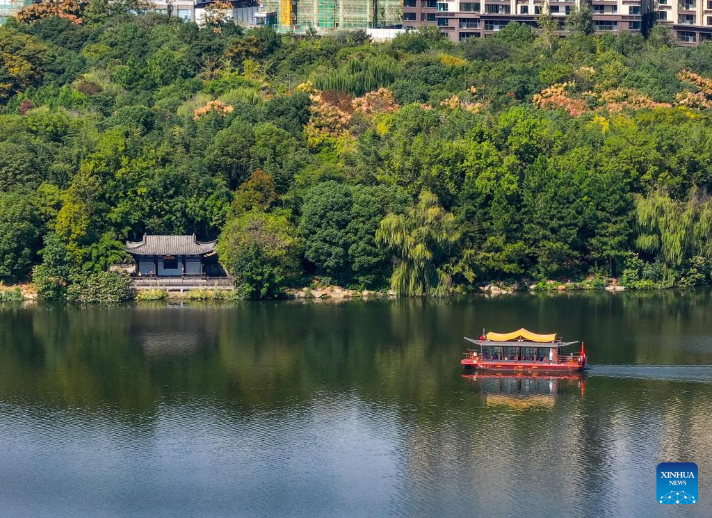 Stunning autumn scenery across China