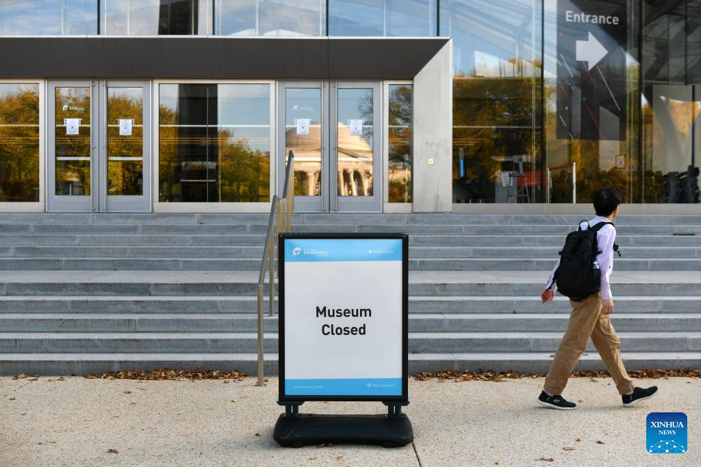 U.S. government shutdown enters 21st day