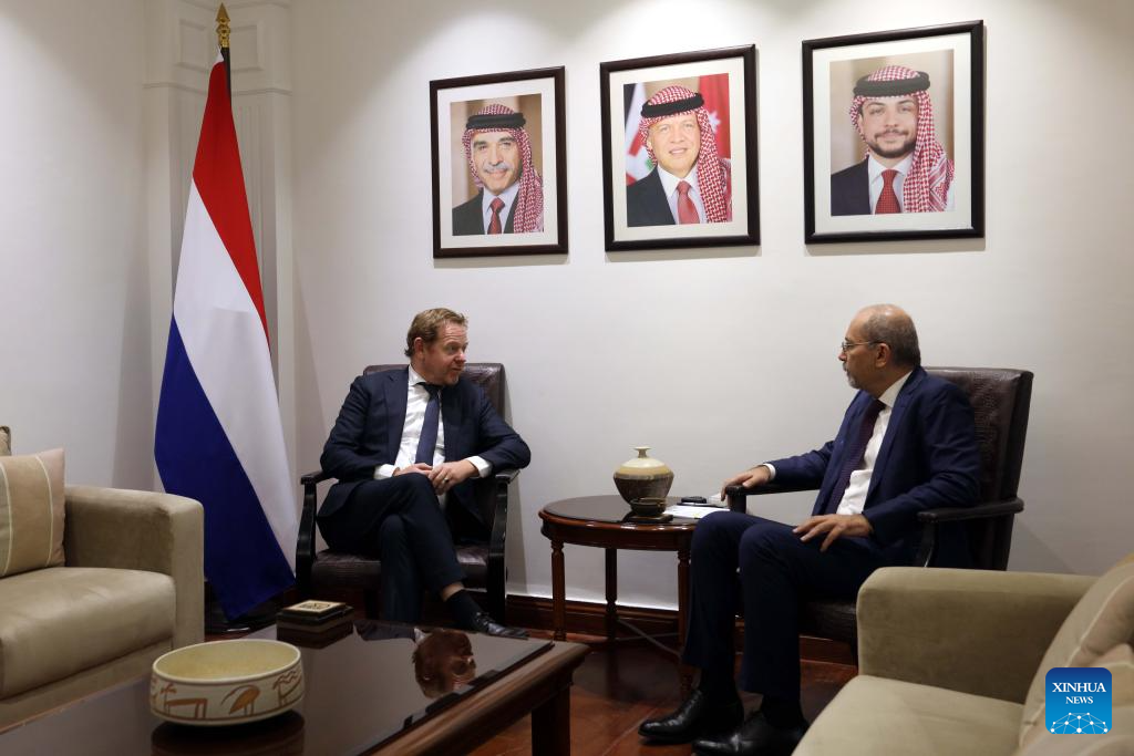 Jordanian, Dutch FMs call for advancing Gaza ceasefire deal