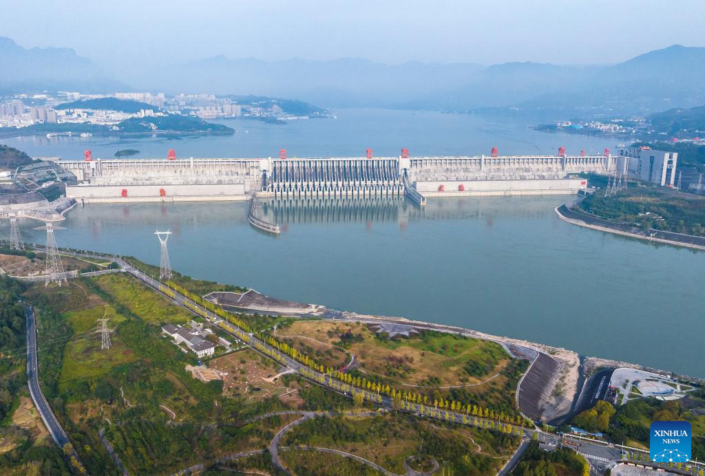 Three Gorges project generates over 423 bln kWh of electricity in past five years