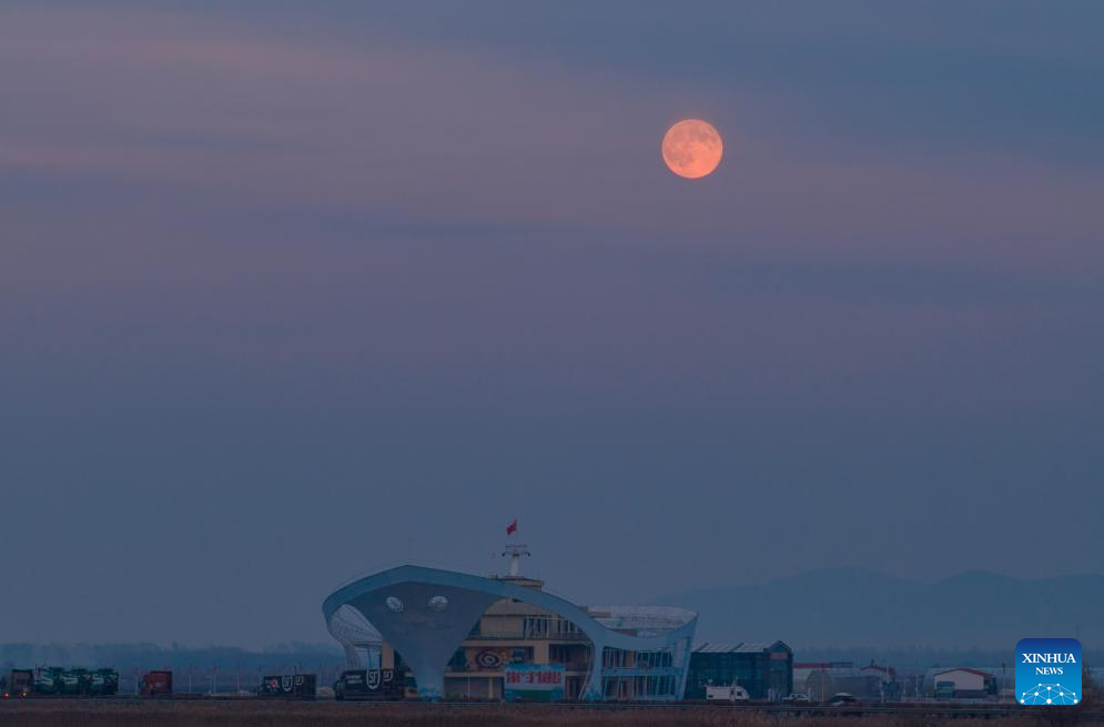 Full moon observed across China