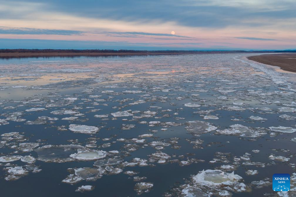 Full moon observed across China