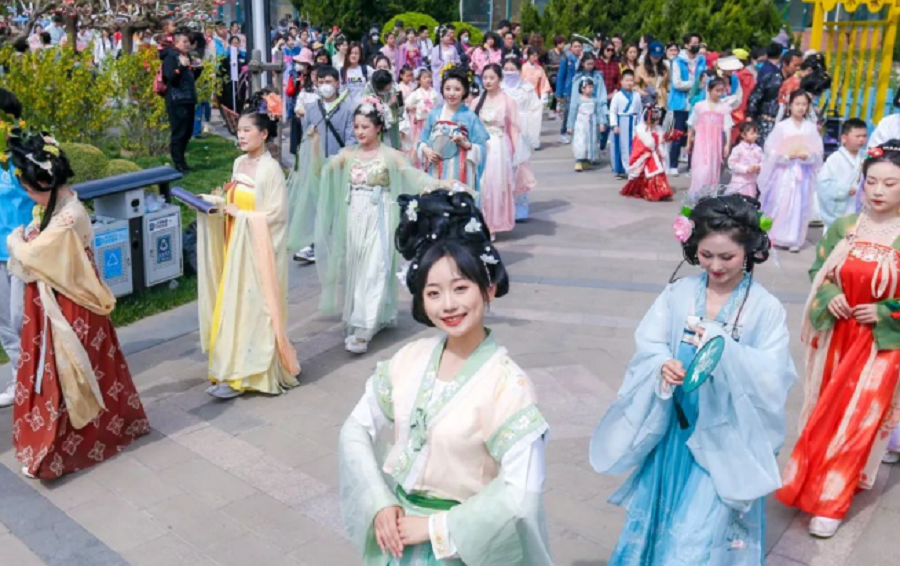 Beijing Women and Children Development Base: Beijing Garden of World’s Flowers