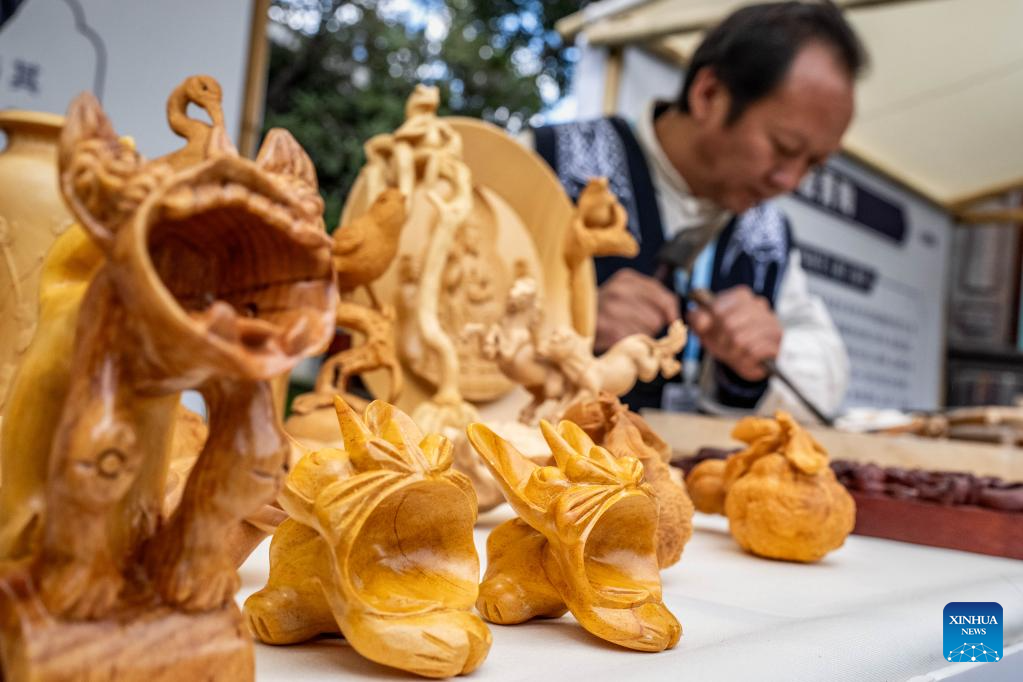 Promotion week for intangible cultural heritage brands opens in Dali, China's Yunnan