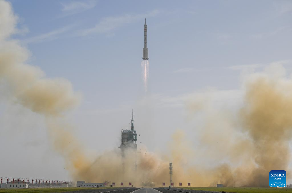China sends Shenzhou-22 to orbit, completing first emergency launch in its manned space program