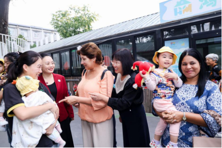 Beijing Women and Children Development Demonstration Base: Petroleum Symbiosis Compound