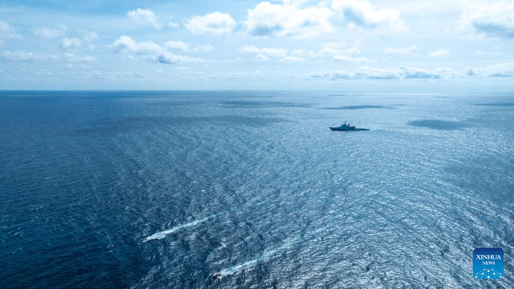 China Coast Guard patrols waters around Huangyan Dao