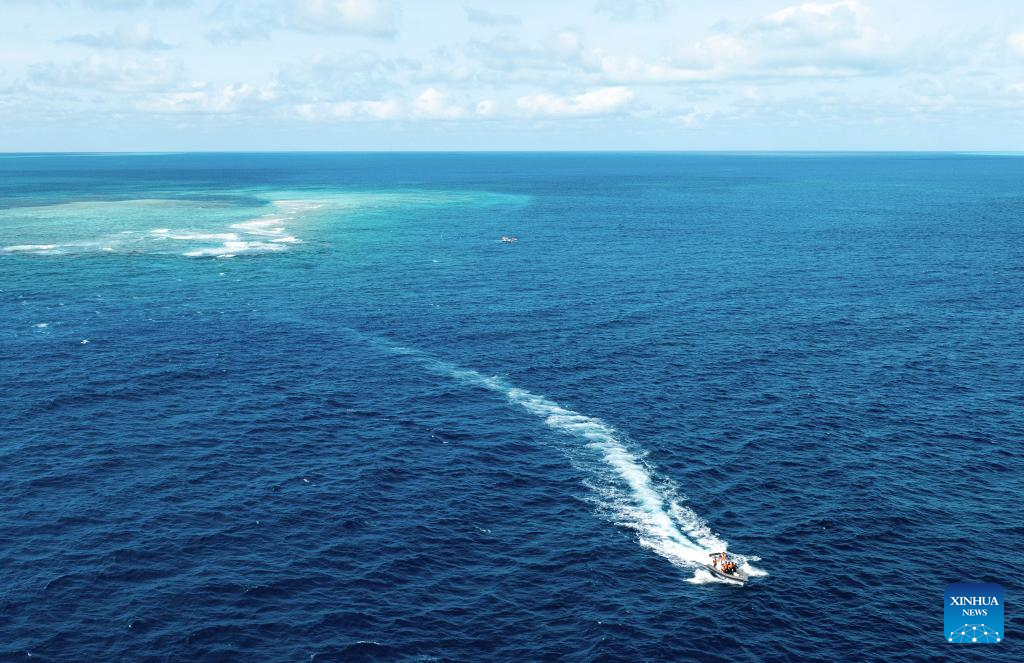 China Coast Guard patrols waters around Huangyan Dao