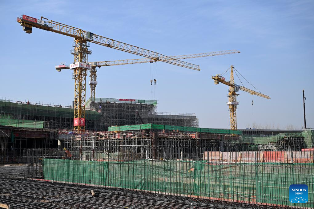 Huaibei West Railway Station in E China's Anhui under construction