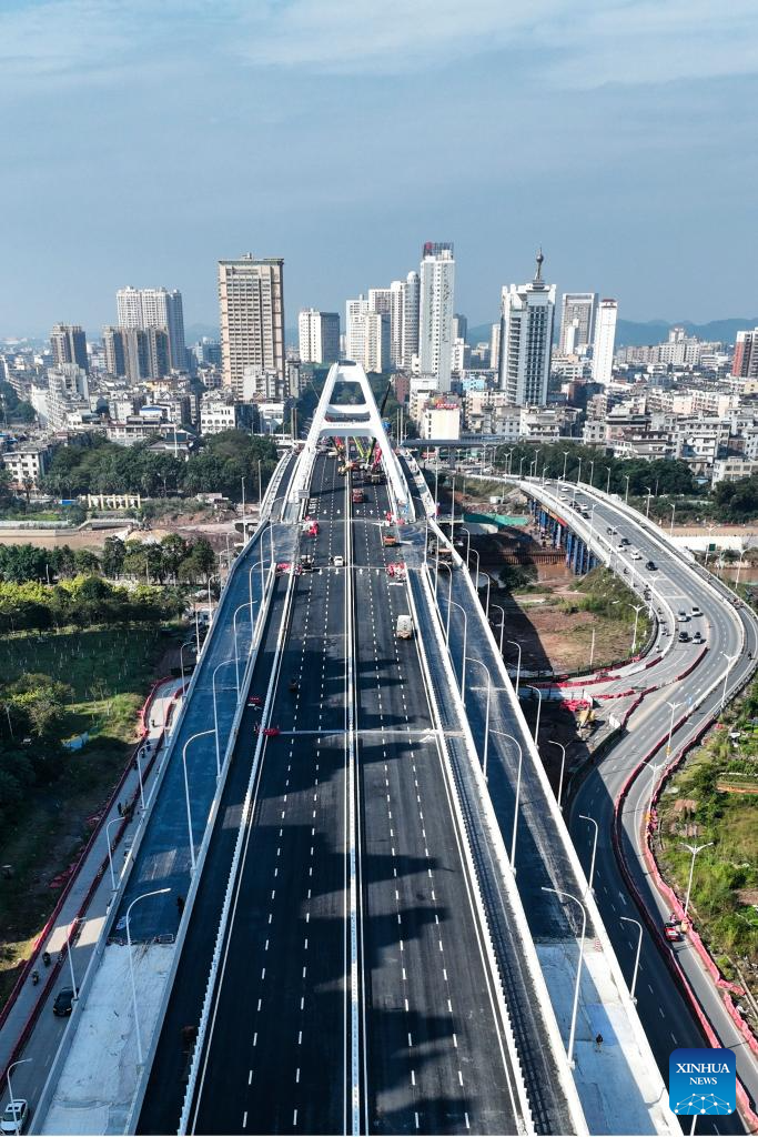 Construction of Pinglu Canal in China's Guangxi shows remarkable progress