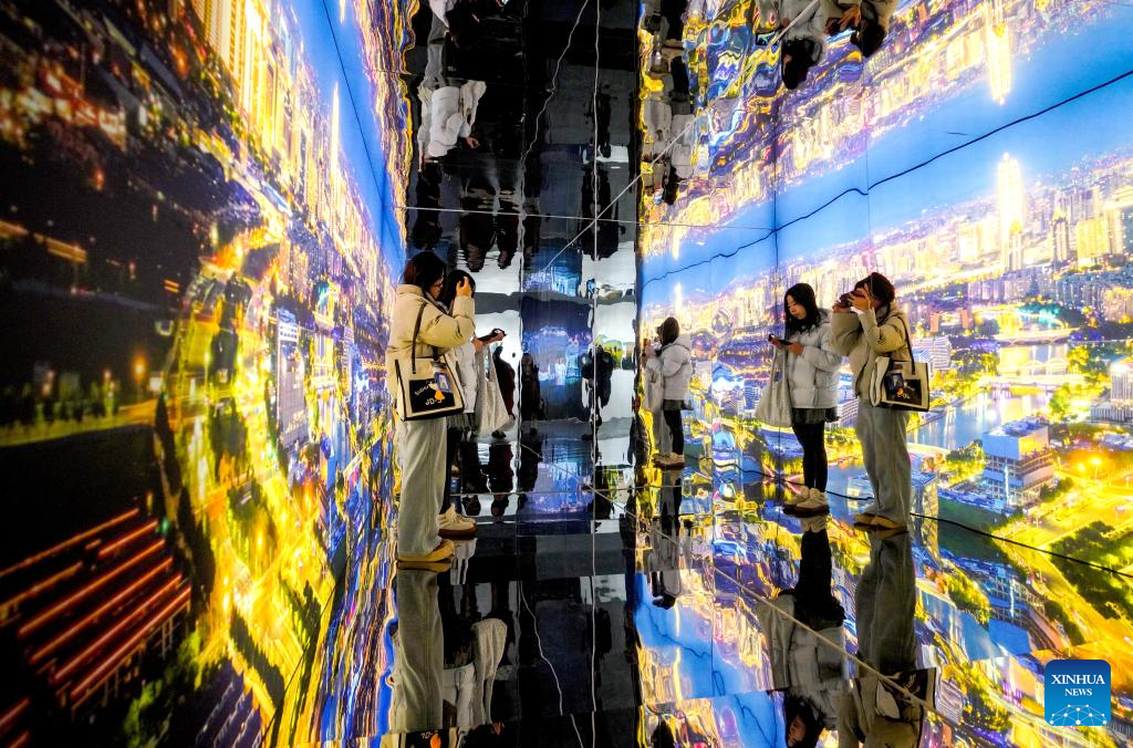 Diverse exhibitions staged across China during New Year holiday