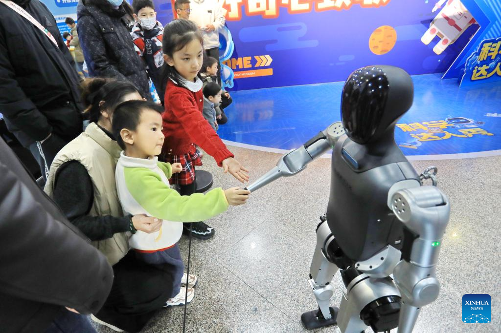 Diverse exhibitions staged across China during New Year holiday