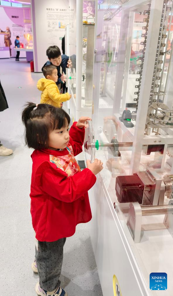 Diverse exhibitions staged across China during New Year holiday