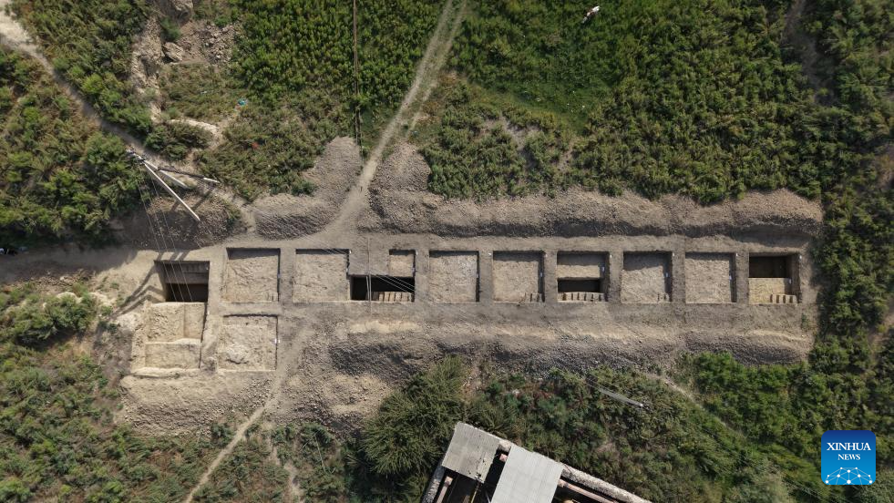 Chinese, Uzbek archaeologists discover ancient city walls in Uzbekistan