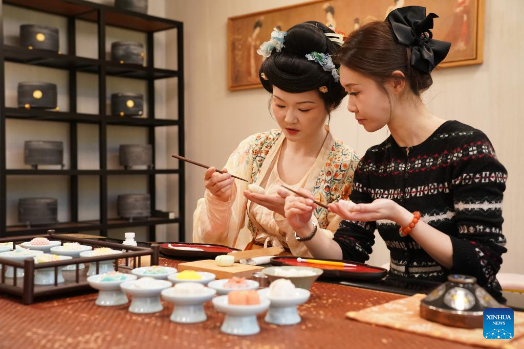 Tang Dynasty desserts experience modern revival in Xi'an, China's Shaanxi