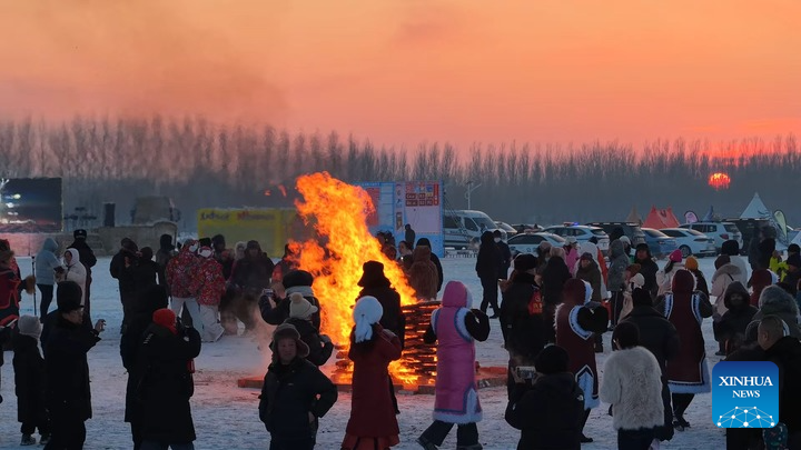 Camping carnival turns up winter rural tourism heat in NE China