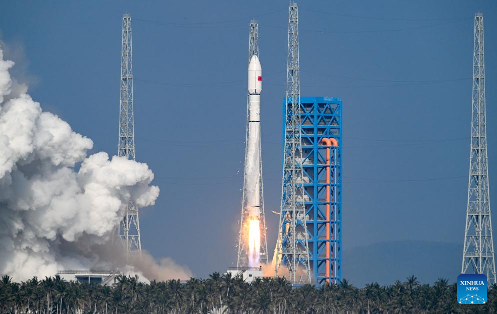 China launches new internet satellite group