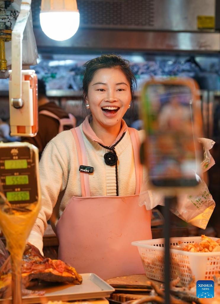 View of Daguan Zhuanxin farmers' market in Kunming