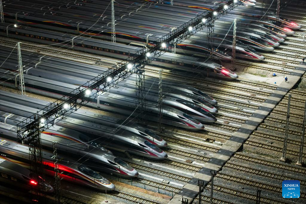 China's annual Spring Festival travel rush begins