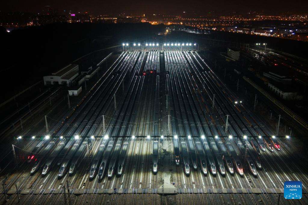 China's annual Spring Festival travel rush begins