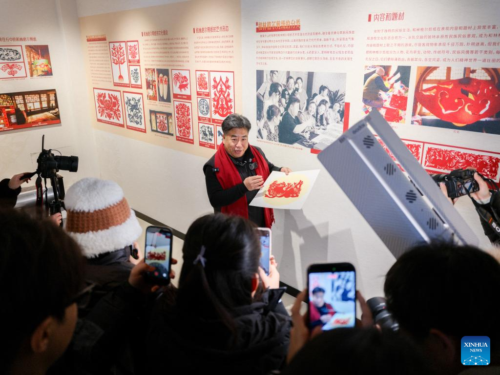 Events featuring craft of Horinger paper-cutting held to mark